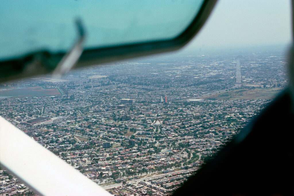 TORRES DE SATÉLITE 1979 C-print, 40 x 60 cm